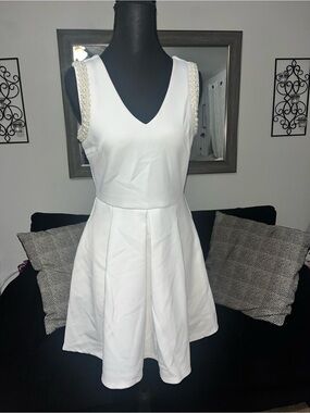 Speckless white Dress - Size 5
